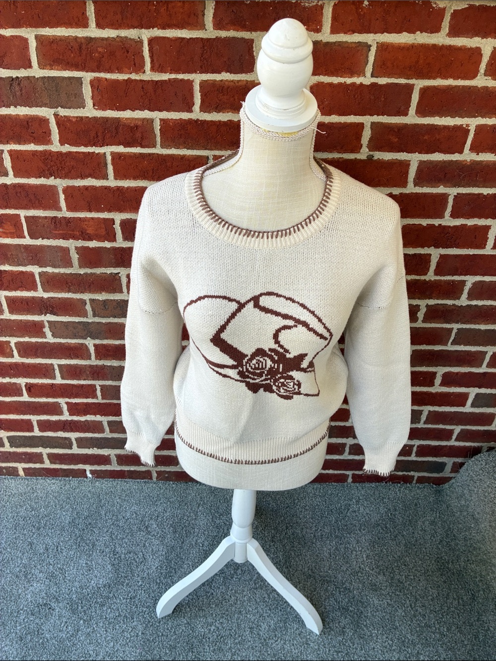 Women’ Western Whipstitched Cream Sweater - Picture 2 of 13